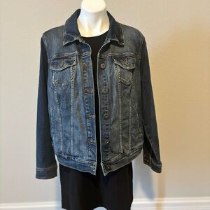 Torrid Size 1 (14-16) Hidden Desert Denim Trucker Jean Stretch Jacket Med Wash